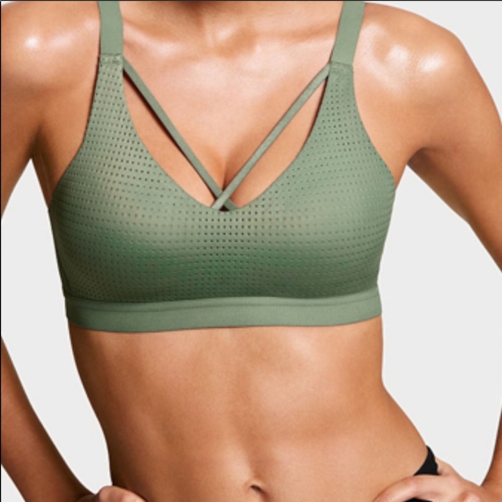 Victoria’s Secret Sports bra